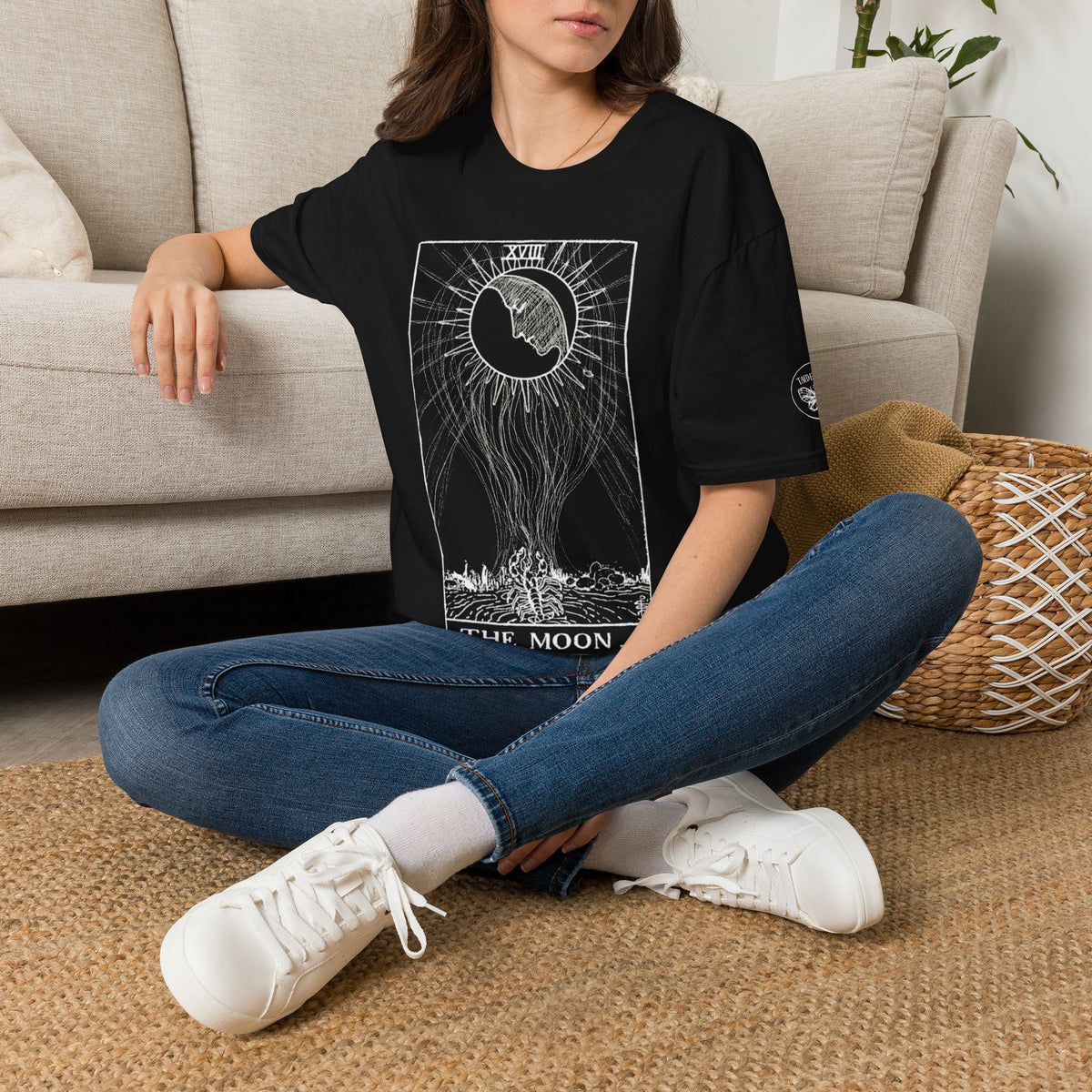The Moon tarot art T-paita