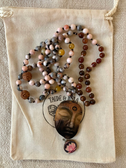 Mala-helmet: Nukkuva Buddha