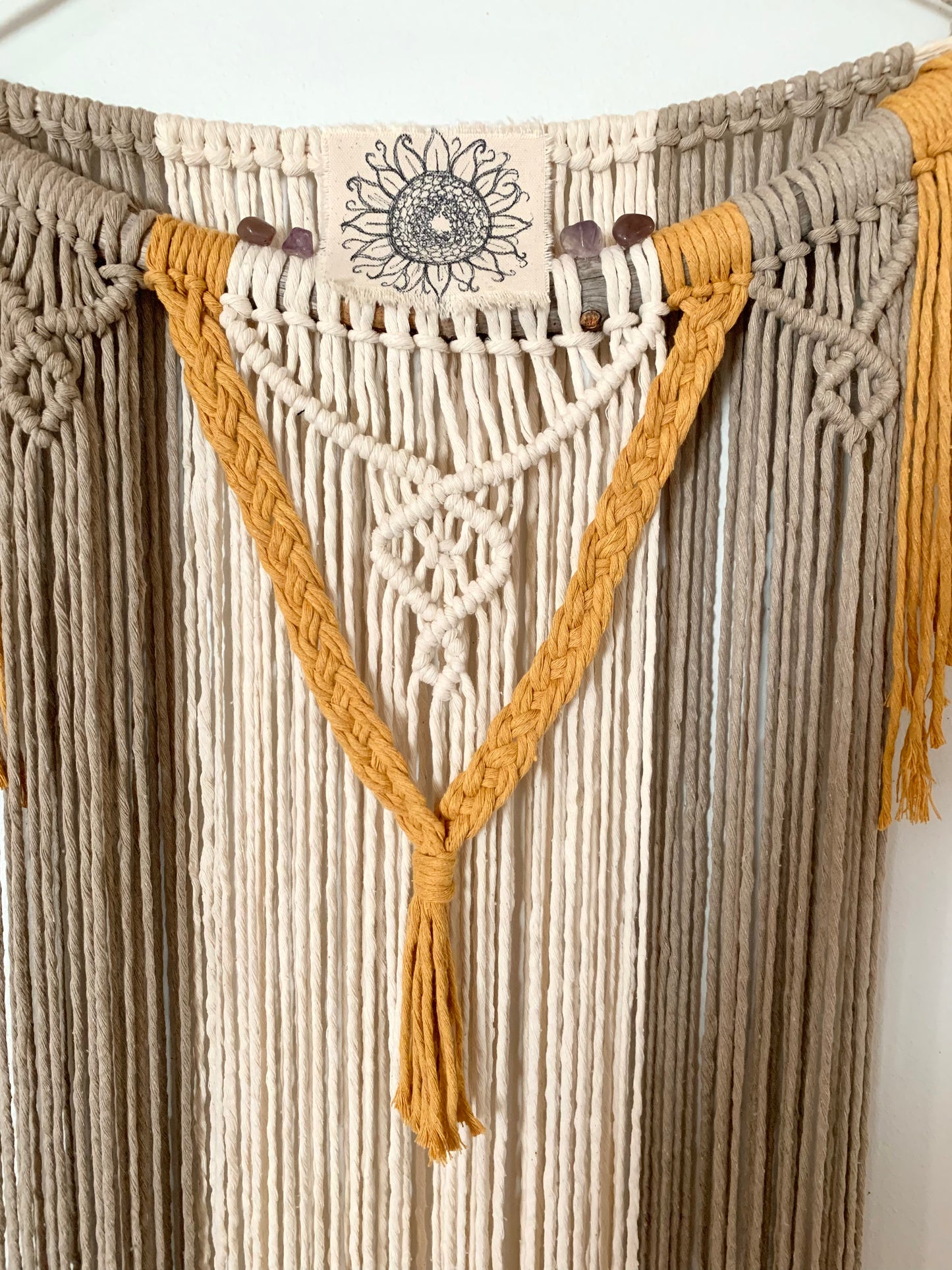 Macrame: auringonkukka